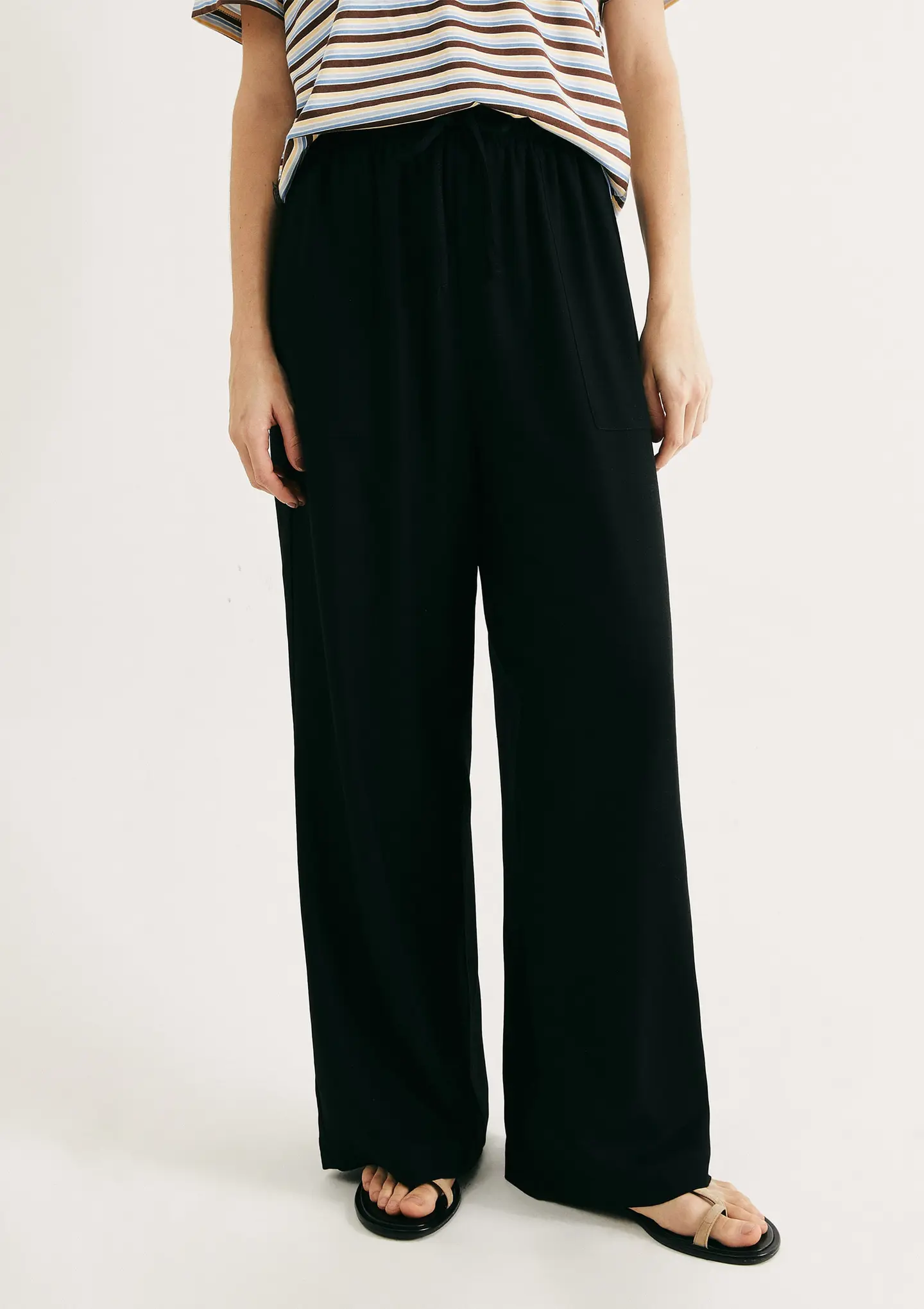 Calça Feminina Reta Cintura Alta Com Linho - Preto