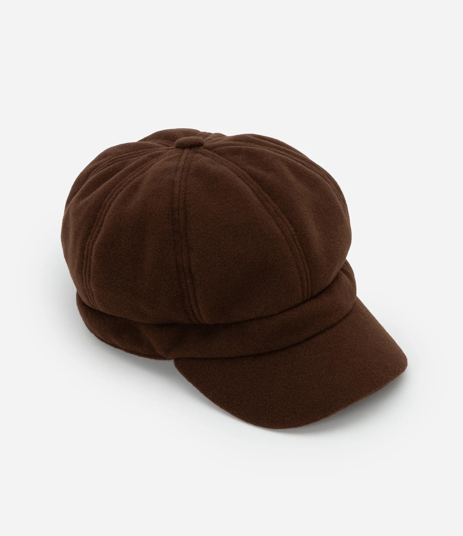 Boina em Fleece com Aba Curva e Pences Marrom